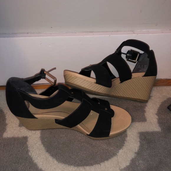 Dr. Scholl’s Wedge Heels - Picture 1 of 5